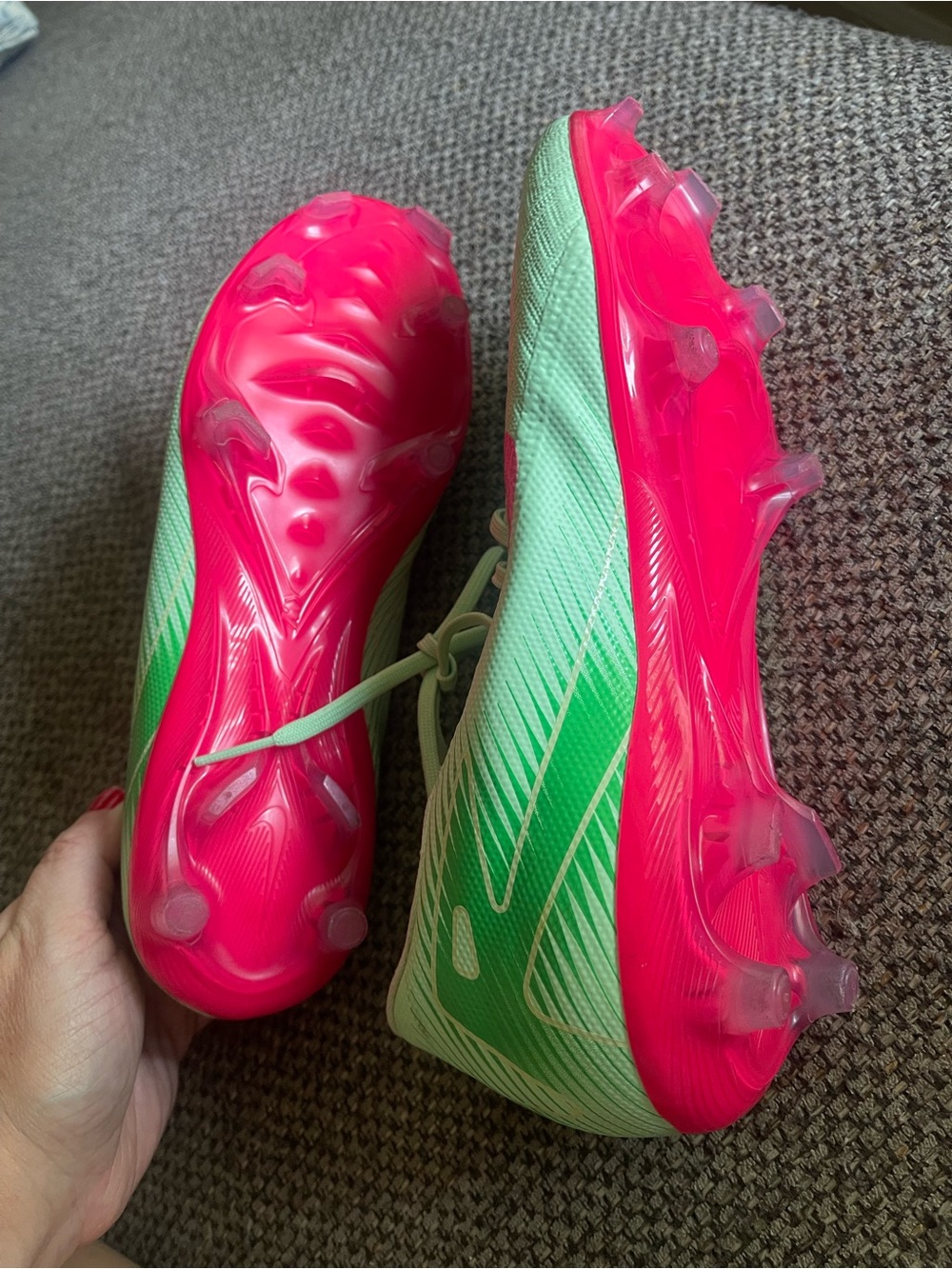 Nike Mint Green & Pink Womens Soccer Cleats - Picture 4 of 4